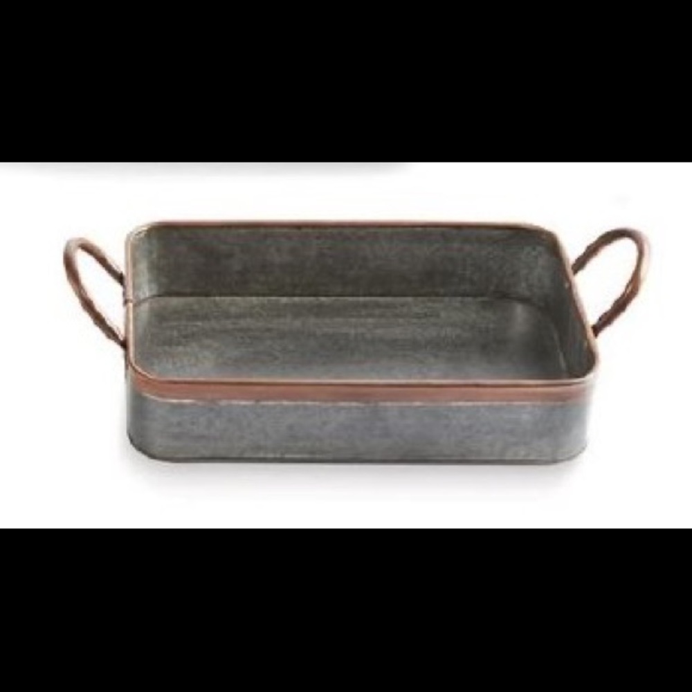 NWT Tin Casserole Caddy